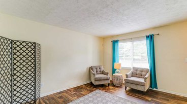 sterling villas living room